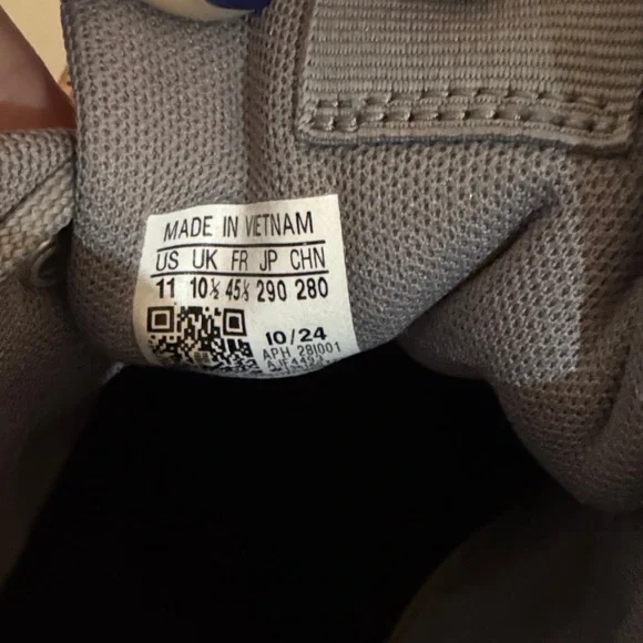 adidas Gray and Black Men's Sneakers - Picture 6 of 7